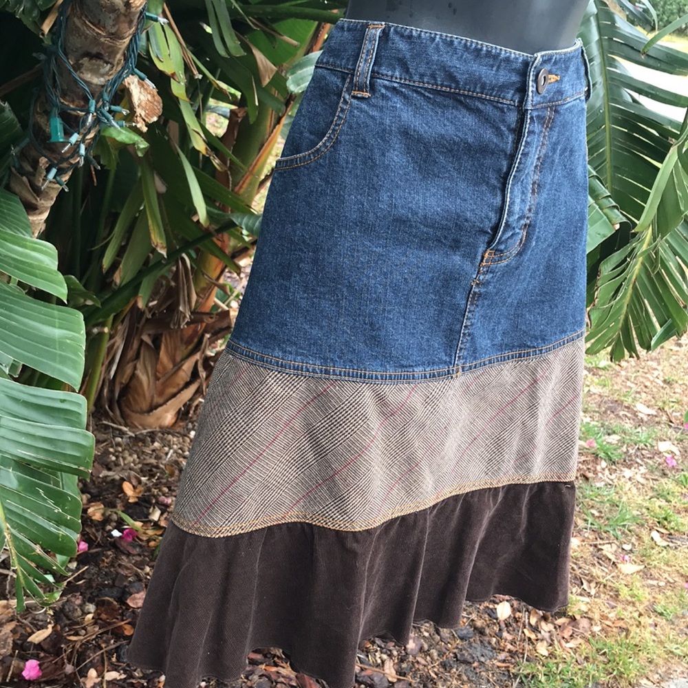 Starling Co. denim and patchwork skirt - Picture 3 of 7